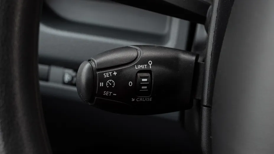 TOYOTA Proace Proace Kombi 2.0 D-4D Long 2,8t Aut.