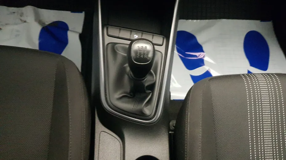 HYUNDAI i20 i20 1.2 Pure