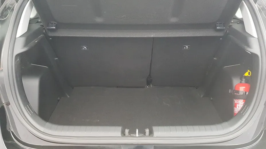 HYUNDAI i20 i20 1.2 Pure