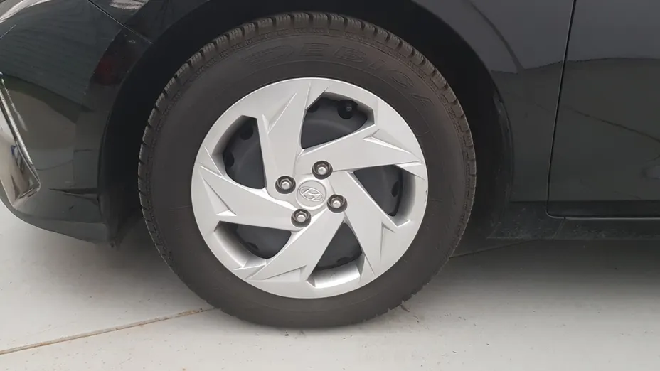 HYUNDAI i20 i20 1.2 Pure