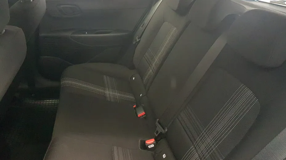 HYUNDAI i20 i20 1.2 Pure