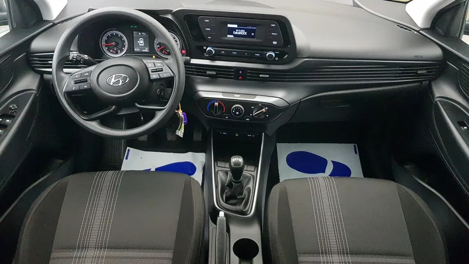 HYUNDAI i20 i20 1.2 Pure