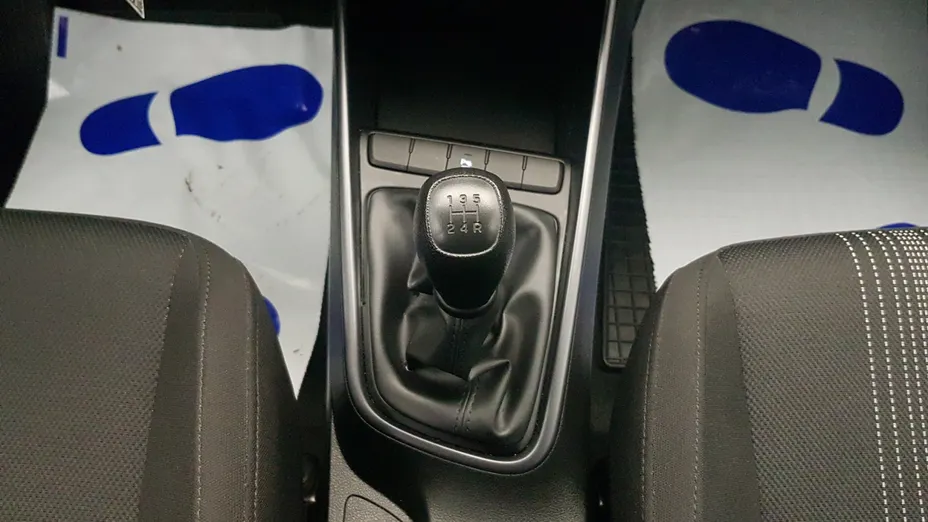 HYUNDAI i20 i20 1.2 Pure