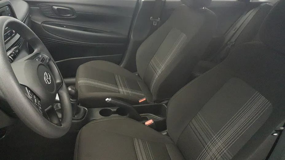 HYUNDAI i20 i20 1.2 Pure