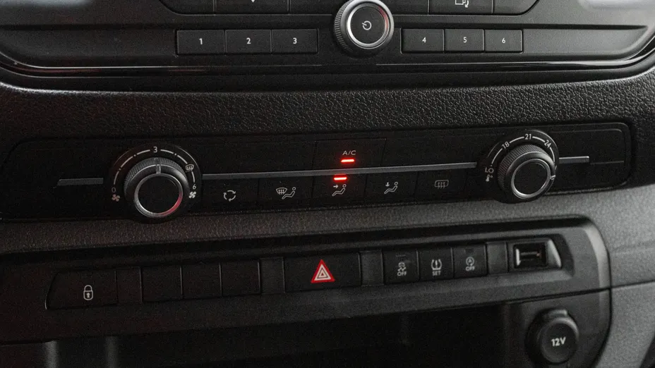 TOYOTA Proace Proace Kombi 2.0 D-4D Long 2,8t Aut.