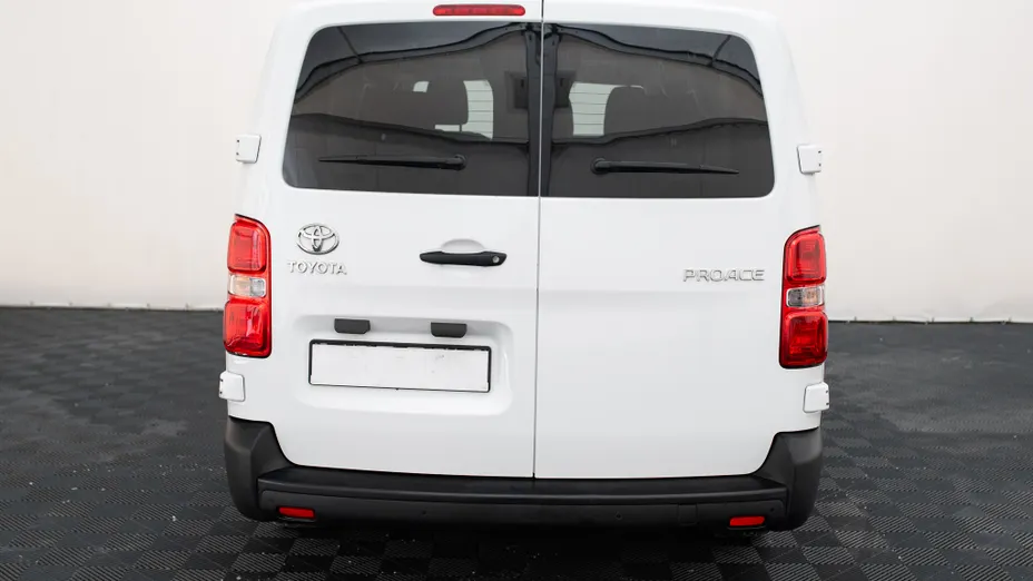 TOYOTA Proace Proace Kombi 2.0 D-4D Long 2,8t Aut.