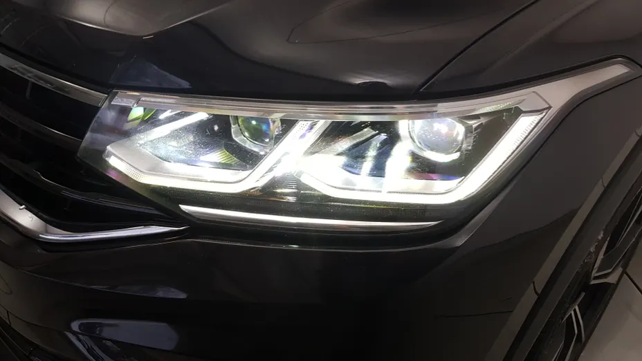 VOLKSWAGEN Tiguan Tiguan 2.0 TSI 4Mot. R DSG