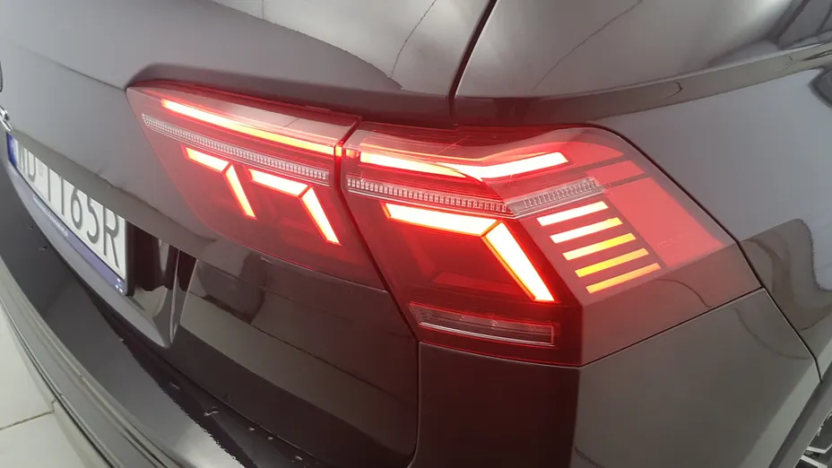 VOLKSWAGEN Tiguan Tiguan 2.0 TSI 4Mot. R DSG