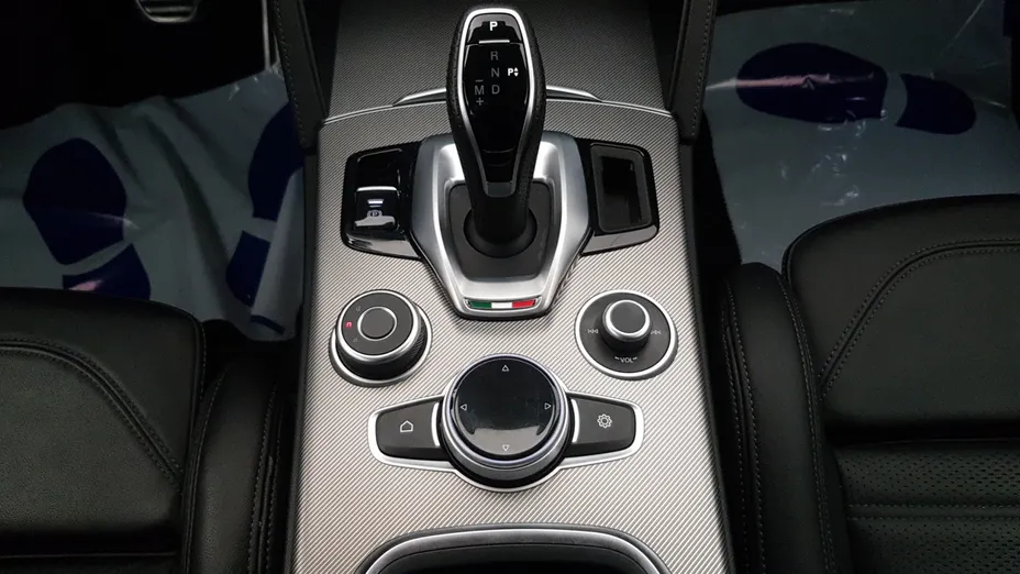 ALFA ROMEO Stelvio Stelvio 2.0 Turbo Veloce Q4 aut