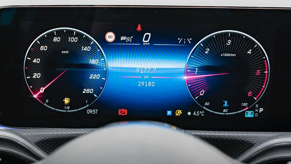 MERCEDES-BENZ A Klasa A 200 d Progressive 8G-DCT