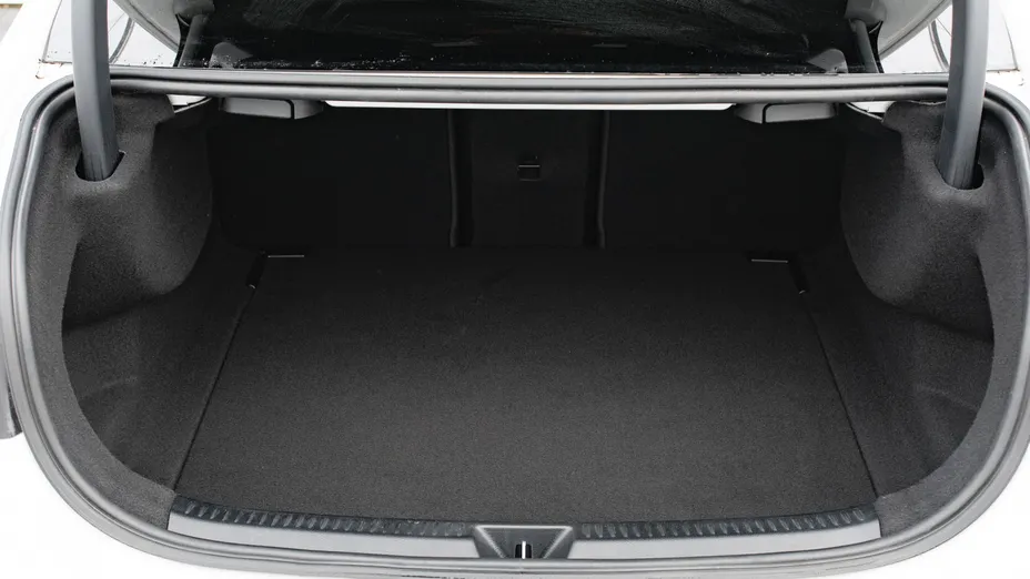 MERCEDES-BENZ A Klasa A 200 d Progressive 8G-DCT