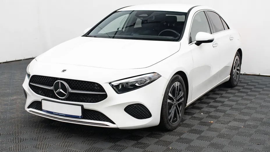 MERCEDES-BENZ A Klasa A 200 d Progressive 8G-DCT