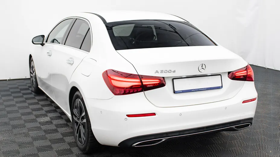 MERCEDES-BENZ A Klasa A 200 d Progressive 8G-DCT