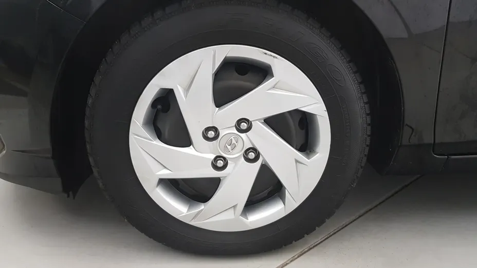 HYUNDAI i20 i20 1.2 Pure