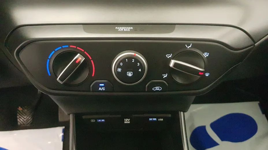 HYUNDAI i20 i20 1.2 Pure