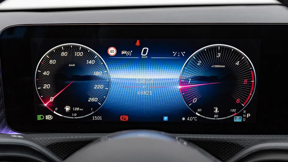 MERCEDES-BENZ A Klasa A 200 d Progressive 8G-DCT