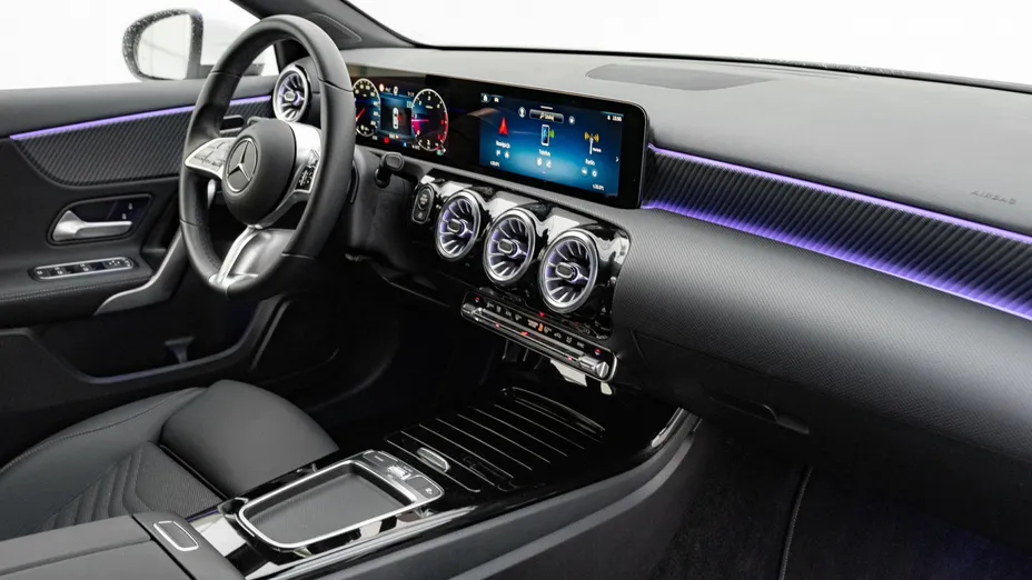 MERCEDES-BENZ A Klasa A 200 d Progressive 8G-DCT