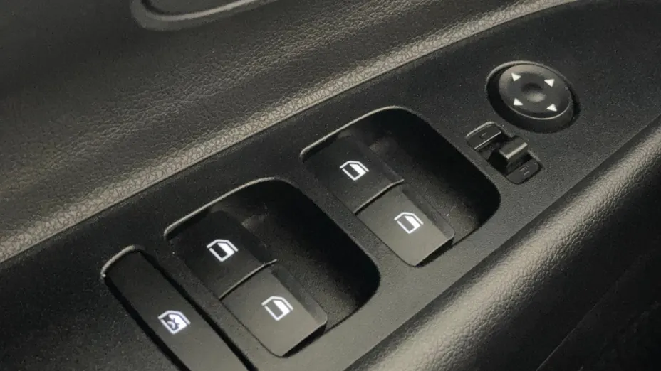 HYUNDAI i20 i20 1.2 Pure