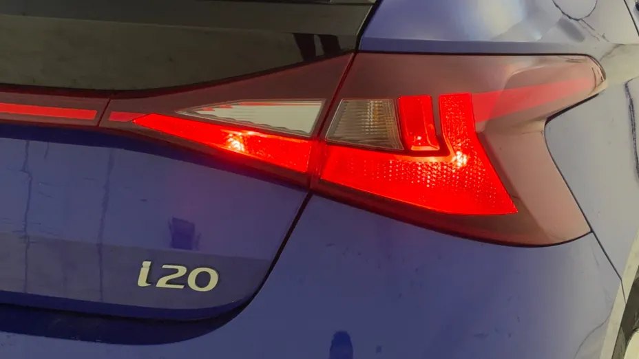 HYUNDAI i20 i20 1.2 Pure