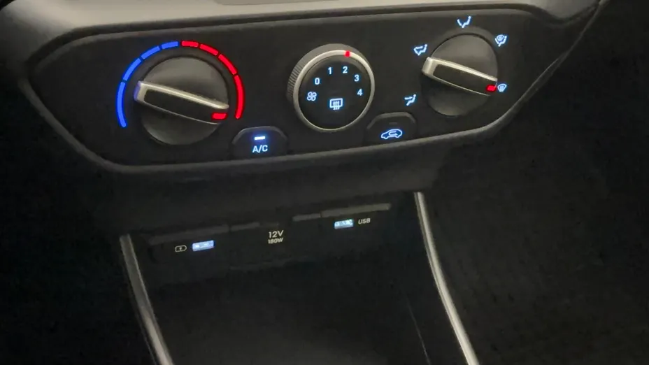 HYUNDAI i20 i20 1.2 Pure