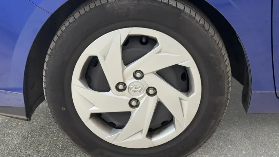 HYUNDAI i20 i20 1.2 Pure