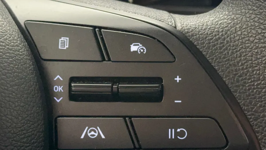 HYUNDAI i20 i20 1.2 Pure