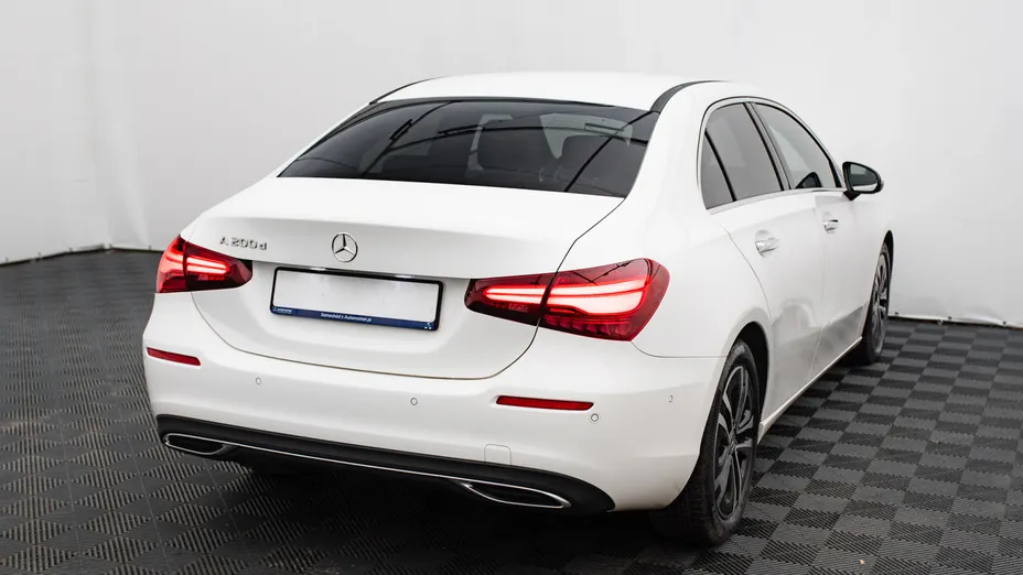MERCEDES-BENZ A Klasa A 200 d Progressive 8G-DCT