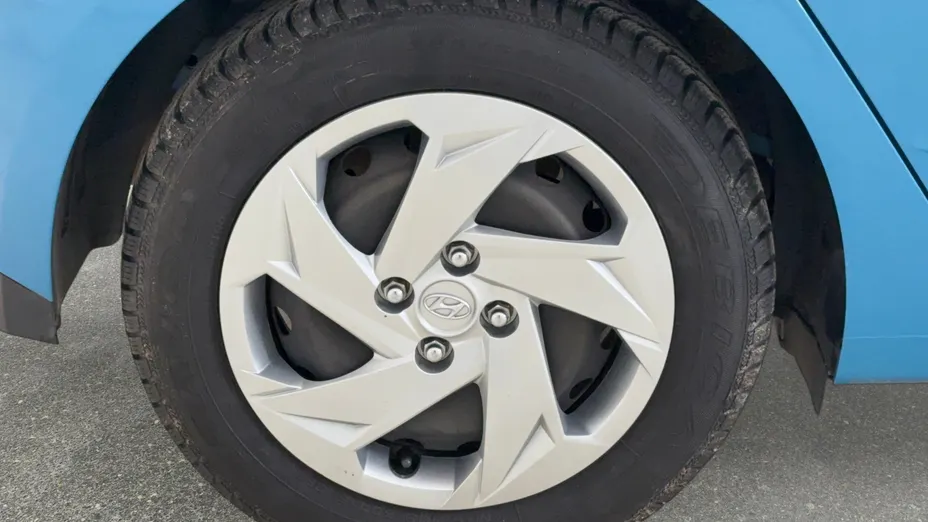 HYUNDAI i20 i20 1.2 Pure