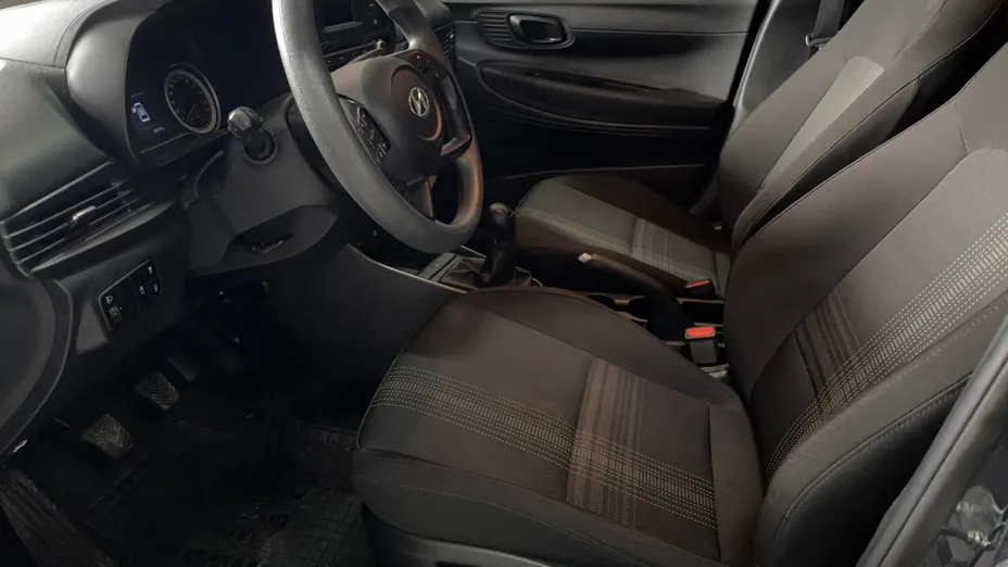 HYUNDAI i20 i20 1.2 Pure