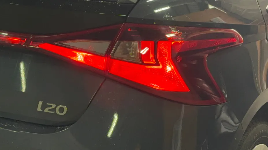 HYUNDAI i20 i20 1.2 Pure