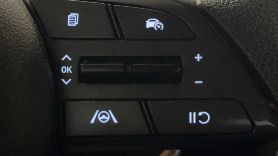 HYUNDAI i20 i20 1.2 Pure