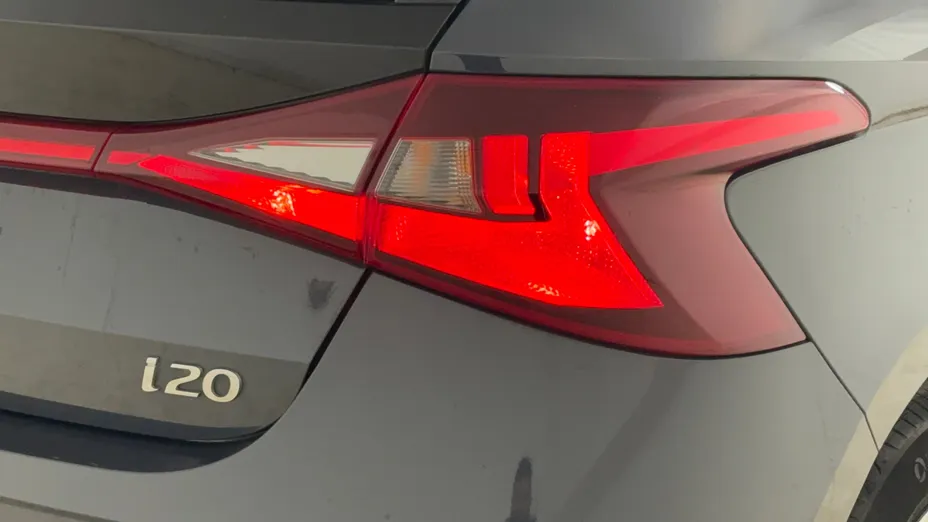 HYUNDAI i20 i20 1.2 Pure