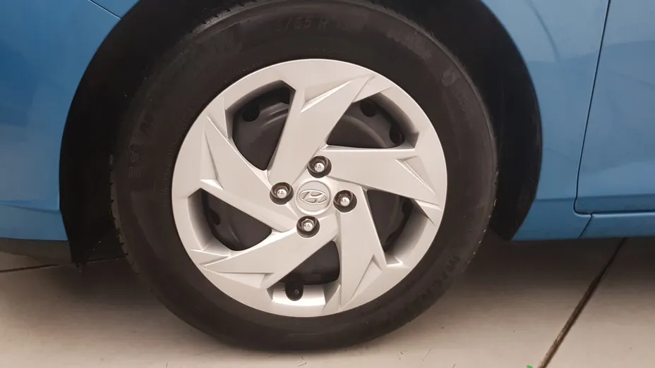 HYUNDAI i20 i20 1.2 Pure