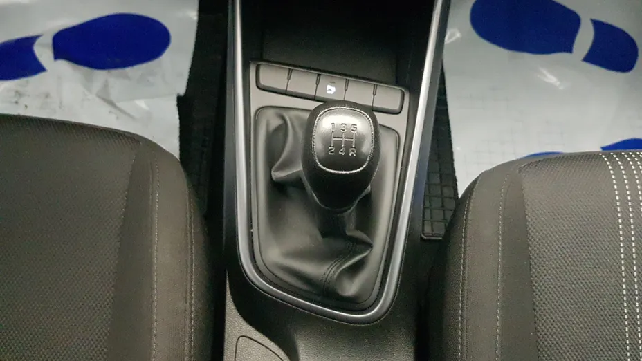 HYUNDAI i20 i20 1.2 Pure