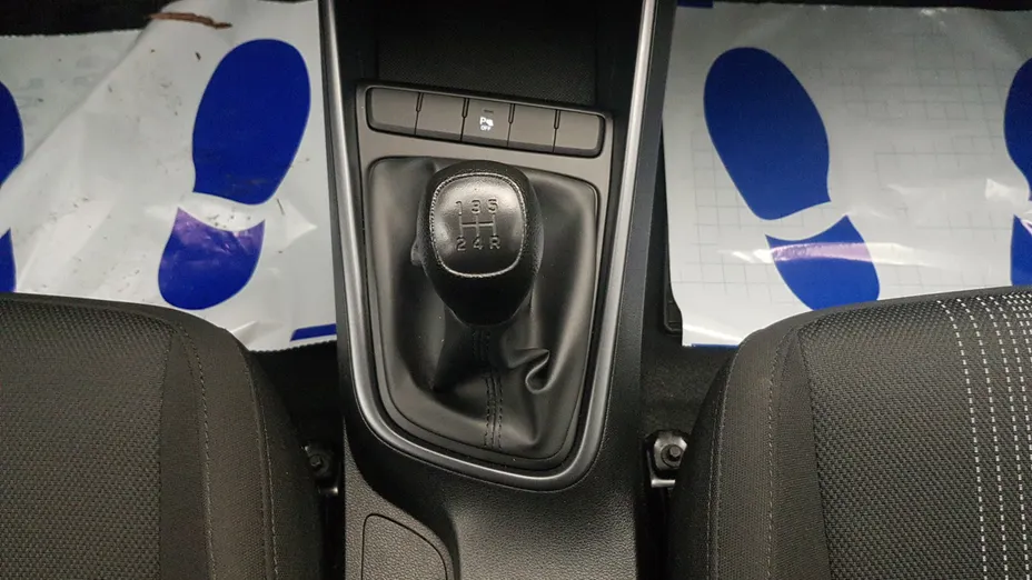 HYUNDAI i20 i20 1.2 Pure