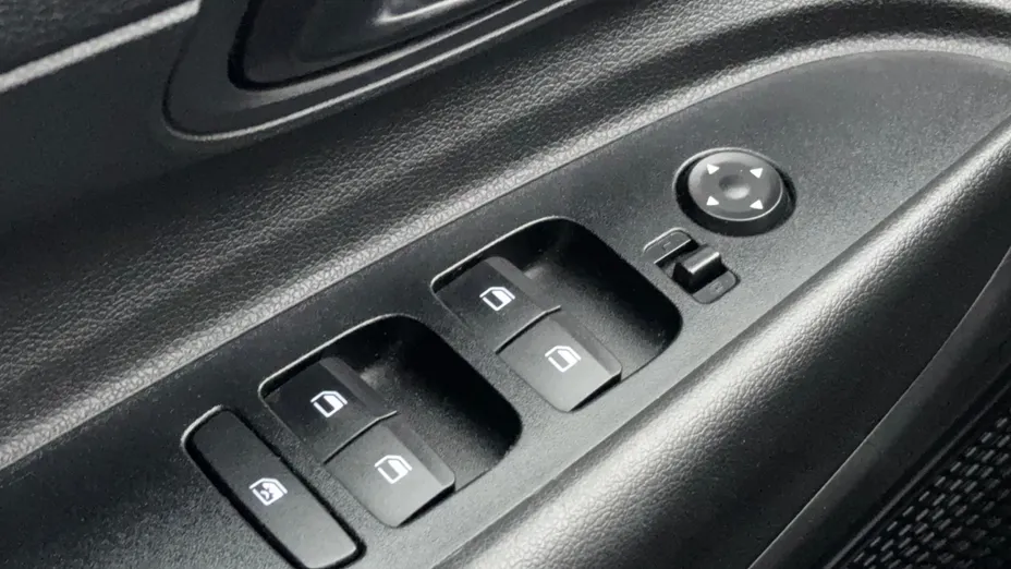 HYUNDAI i20 i20 1.2 Pure