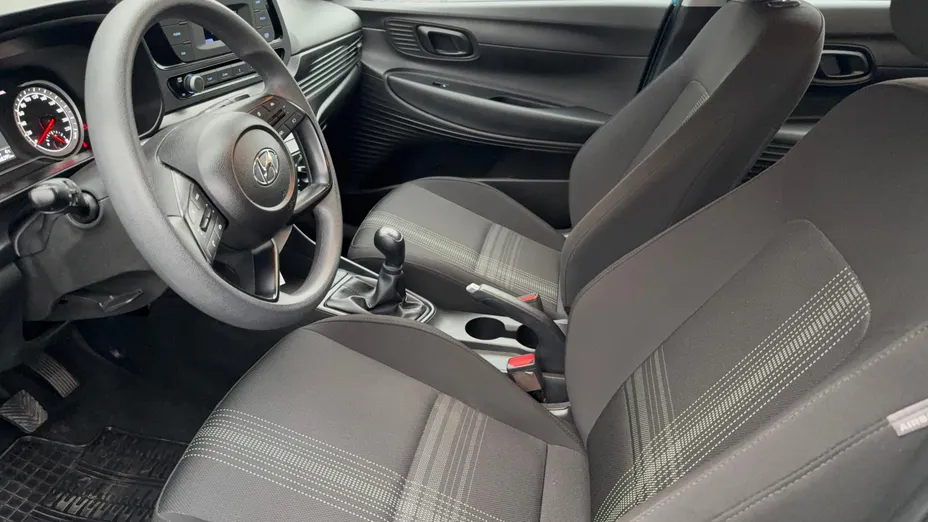 HYUNDAI i20 i20 1.2 Pure