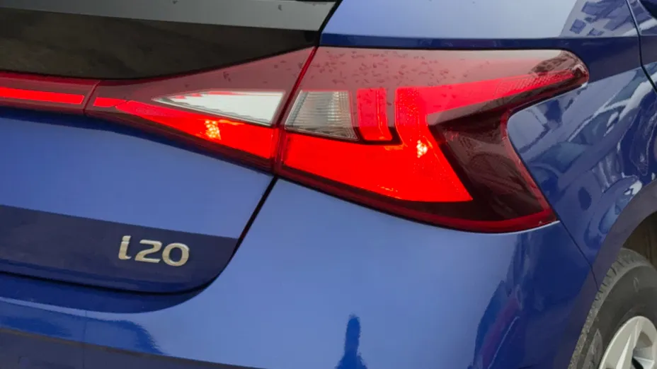 HYUNDAI i20 i20 1.2 Pure