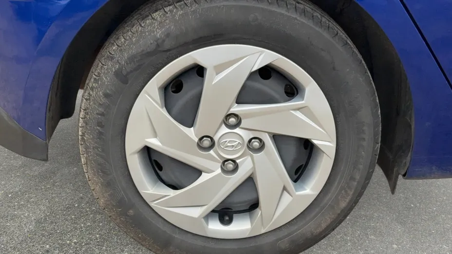 HYUNDAI i20 i20 1.2 Pure