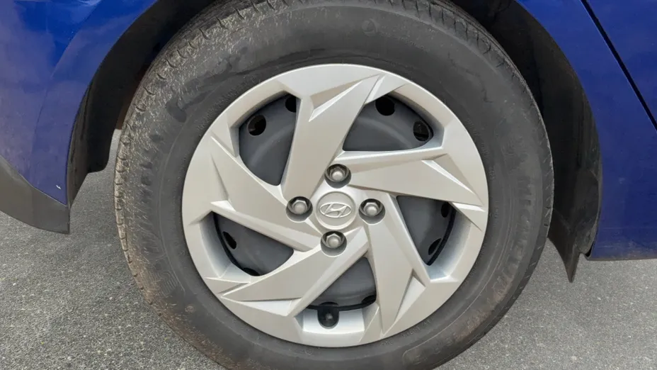 HYUNDAI i20 i20 1.2 Pure