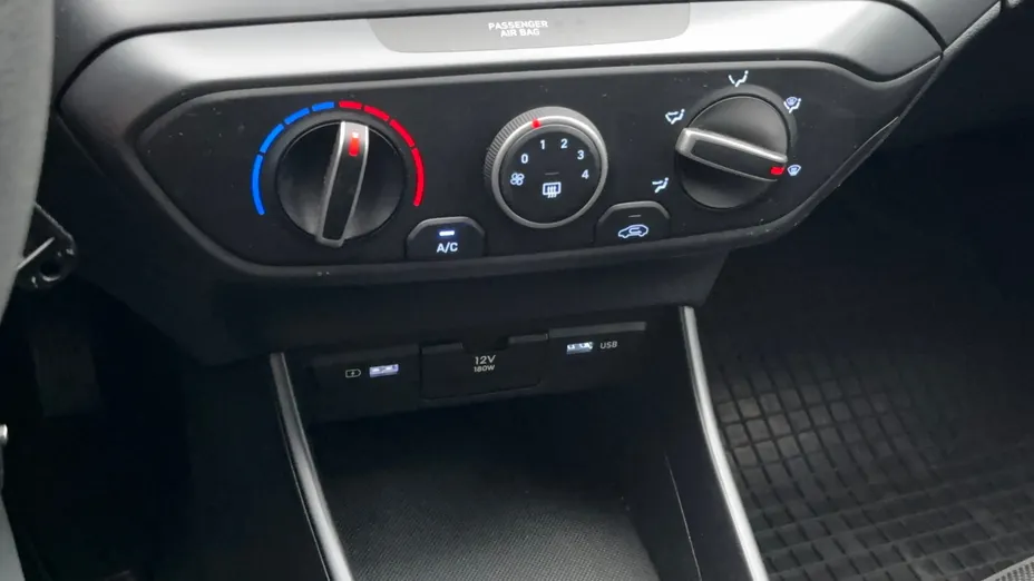 HYUNDAI i20 i20 1.2 Pure