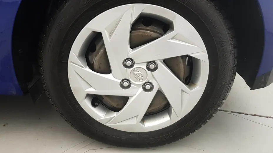 HYUNDAI i20 i20 1.2 Pure