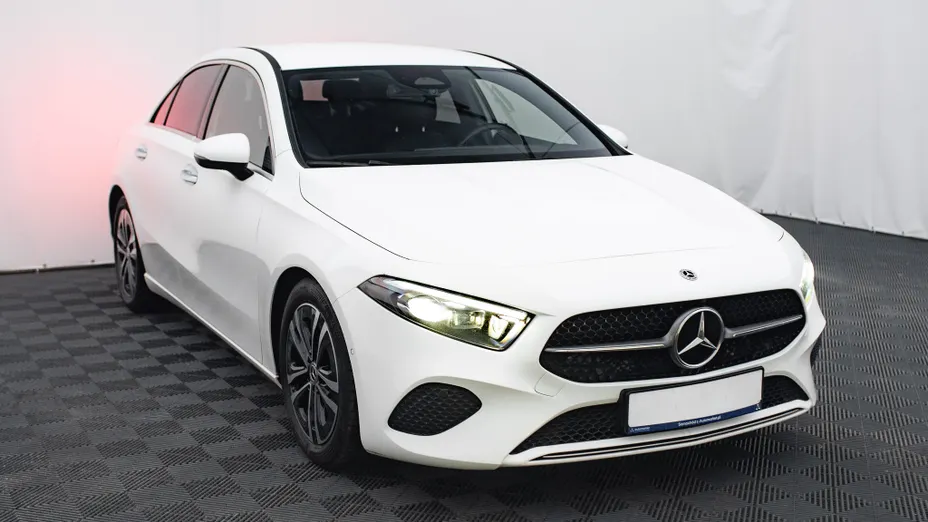 MERCEDES-BENZ A Klasa A 200 d Progressive 8G-DCT