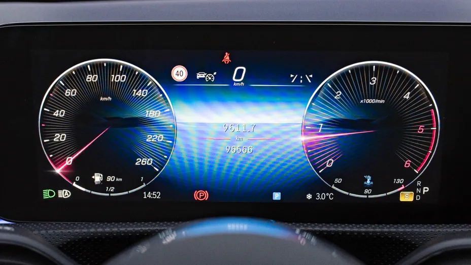 MERCEDES-BENZ A Klasa A 200 d Progressive 8G-DCT