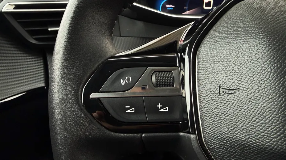 PEUGEOT 208 208 1.2 PureTech Active Pack S&S