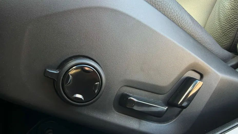 VOLVO V60 V60 CC Plus B5 B AWD aut