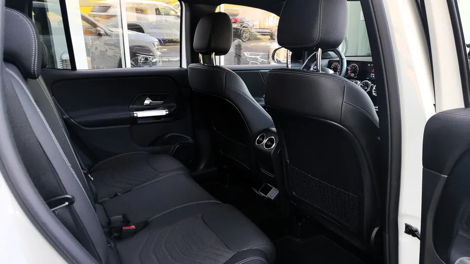 MERCEDES-BENZ GLB GLB 200 Progressive 7G-DCT