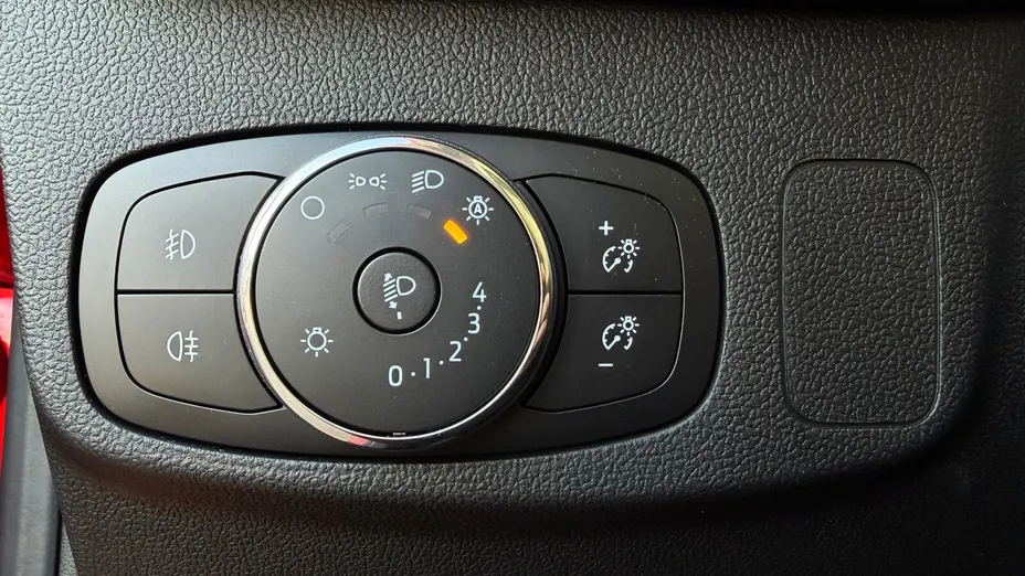 FORD Focus Focus 1.0 EcoBoost mHEV Titanium X aut