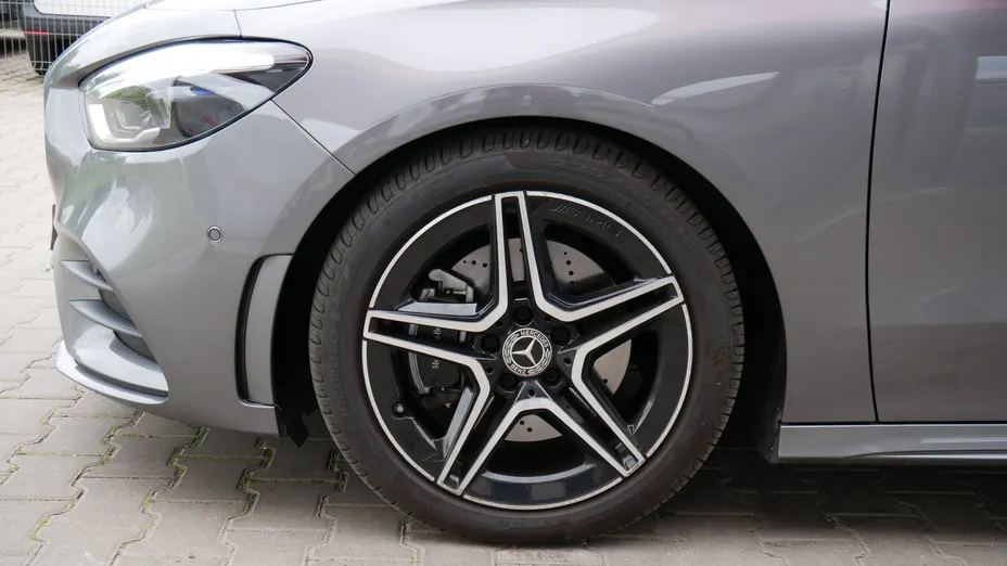 MERCEDES-BENZ B Klasa B 220 4-Matic mHEV AMG Line 8G-DCT