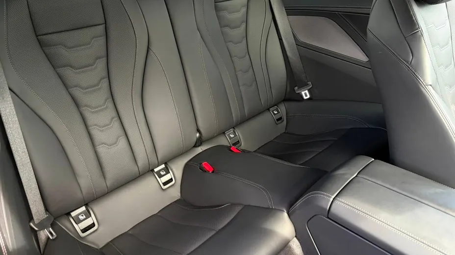 BMW Seria 8 M850i xDrive